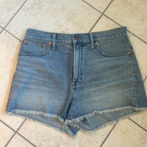 Madewell High-Waist Frayed Hem Denim Shorts - Blue